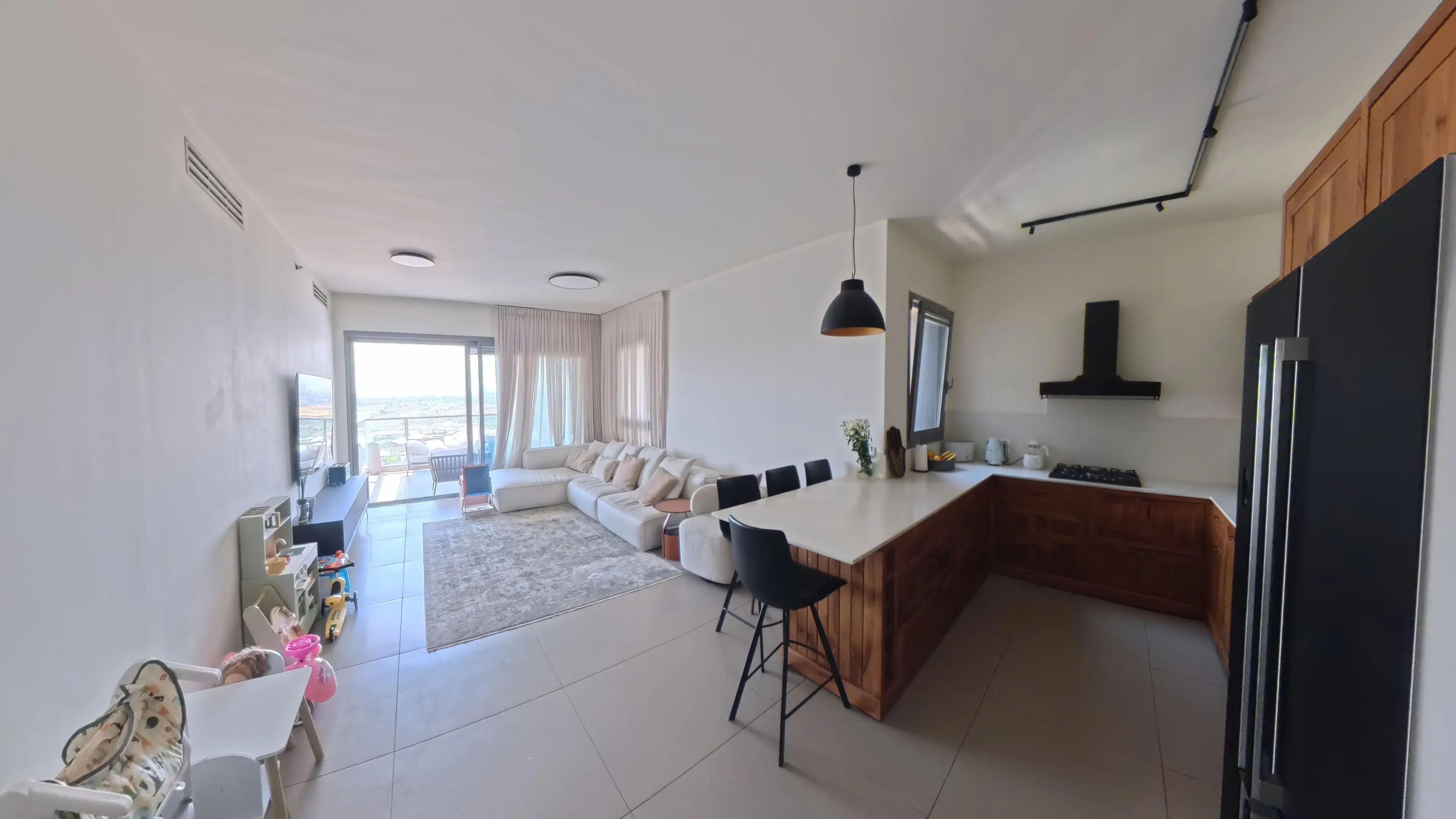 HERZLIYA HILLS
